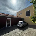 Casa Dos Arrifes - With Ocean View And Private Garden 펜션