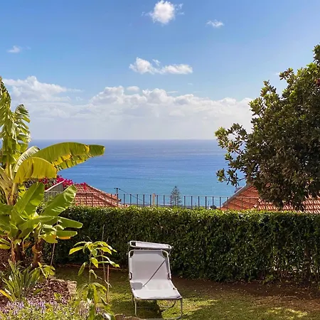 Casa Dos Arrifes - With Ocean View And Private Garden