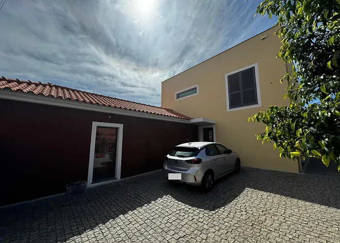 Casa Dos Arrifes - With Ocean View And Private Garden 펜션