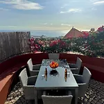 Casa Dos Arrifes - With Ocean View And Private Garden