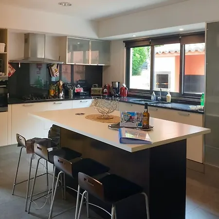 Дом отдыха Casa Dos Arrifes - With Ocean View And Private Garden