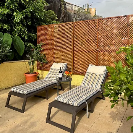 Дом отдыха Casa Dos Arrifes - With Ocean View And Private Garden *
