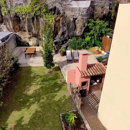 Дом отдыха Casa Dos Arrifes - With Ocean View And Private Garden Фуншал