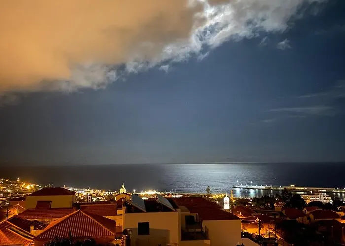 Casa Dos Arrifes - With Ocean View And Private Garden Semesterbostad